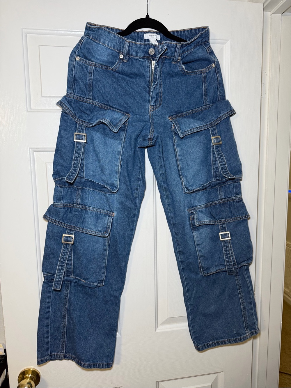 Forever 21 Premium Size 27 Y2K Denim Cargo Jeans Multi Pocket Baggy Utility